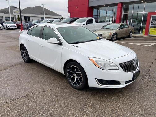 2017 Buick Regal Turbo Sport Touring