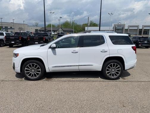 2020 GMC Acadia Denali