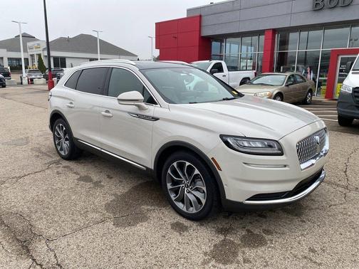 2022 Lincoln Nautilus Reserve