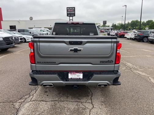 Sterling Gray Metallic 2024 Chevrolet Silverado 1500 High Country