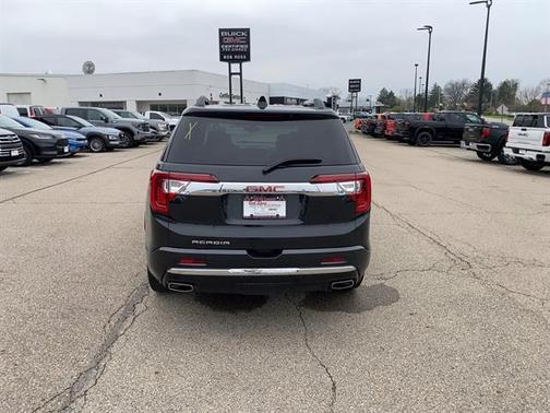 2020 GMC Acadia Denali