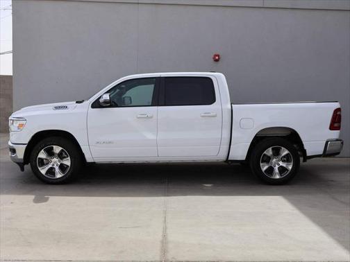 2024 RAM 1500 Laramie Crew Cab 4x2 57' Box