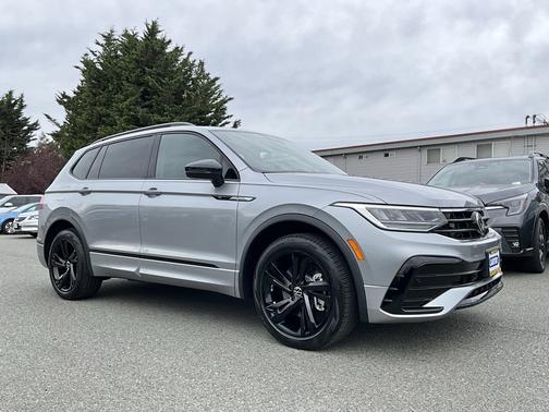 2023 Volkswagen Tiguan 2.0T SE R-Line Black