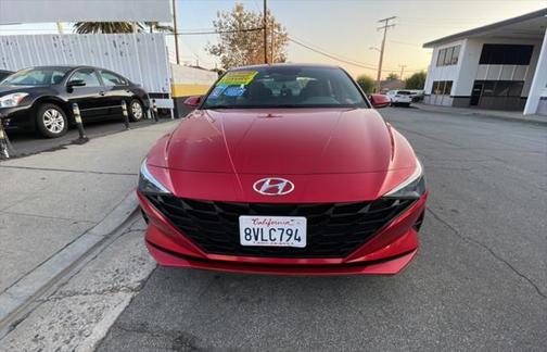 2021 Hyundai ELANTRA SEL