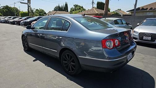 2010 Volkswagen Passat Komfort