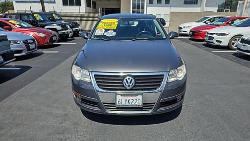 2010 Volkswagen Passat Komfort