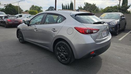 2015 Mazda Mazda3 i Sport