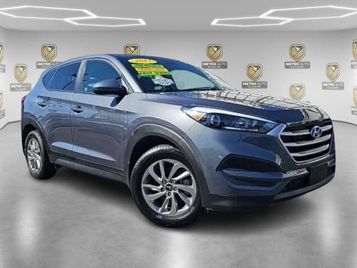 2017 Hyundai TUCSON SE