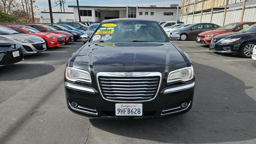 2012 Chrysler 300 Limited