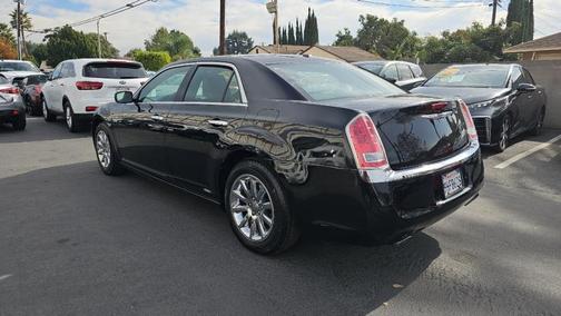 2012 Chrysler 300 Limited