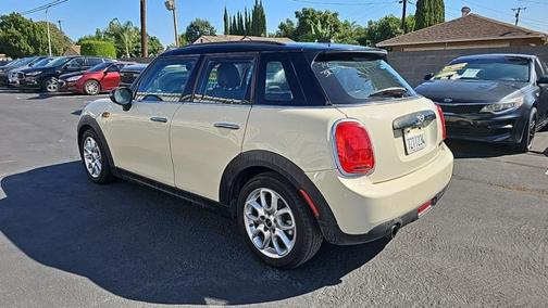 2017 MINI Hardtop Cooper