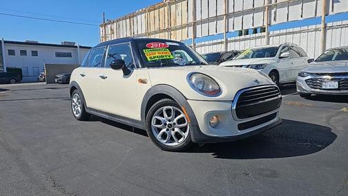 2017 MINI Hardtop Cooper