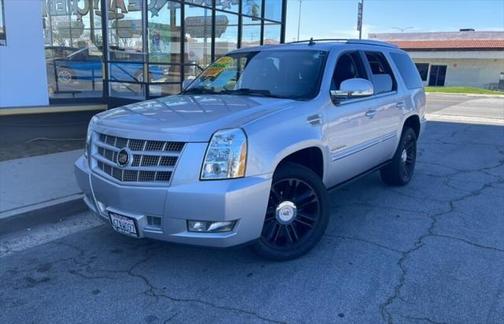 2013 Cadillac Escalade Premium