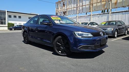 2014 Volkswagen Jetta Auto SE