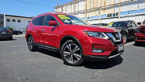 2017 Nissan Rogue SL