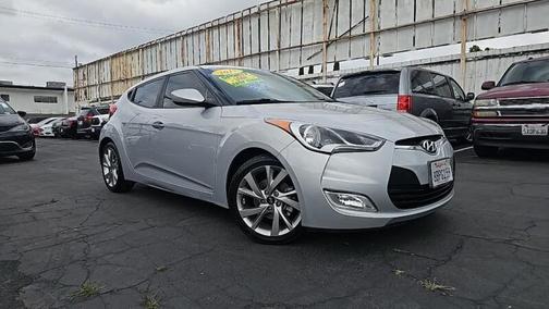 2017 Hyundai Veloster Base