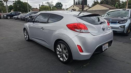 2017 Hyundai Veloster Base