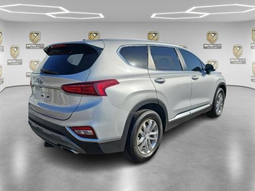 2019 Hyundai SANTA FE SE 2.4