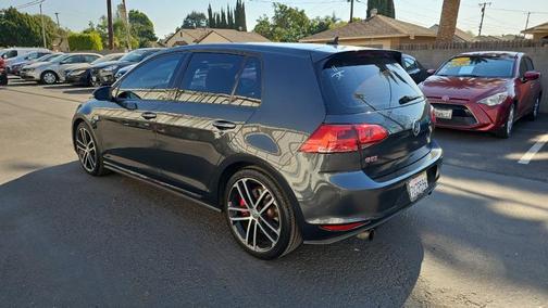 2017 Volkswagen Golf GTI 2.0T S 4-Door