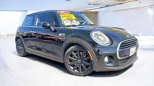 2017 MINI Hardtop Cooper