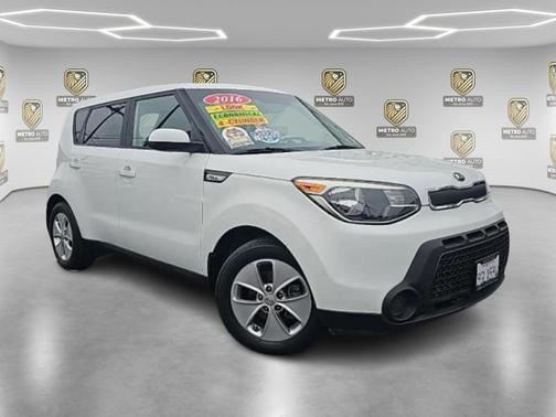 2016 Kia Soul Base