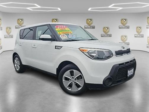 2016 Kia Soul Base