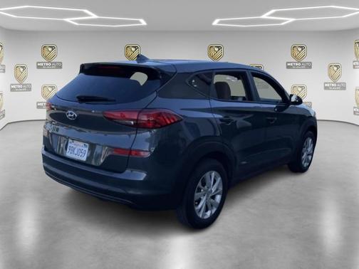 2020 Hyundai TUCSON SE