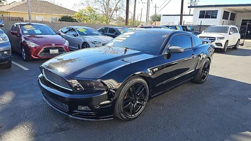 2013 Ford Mustang V6