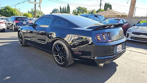 2013 Ford Mustang V6