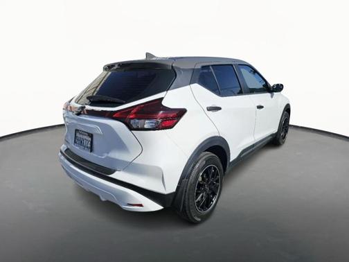 2023 Nissan Kicks S