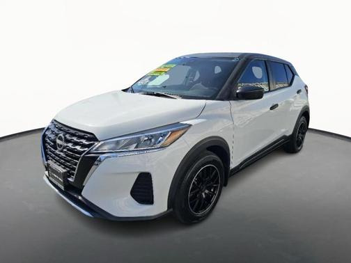 2023 Nissan Kicks S
