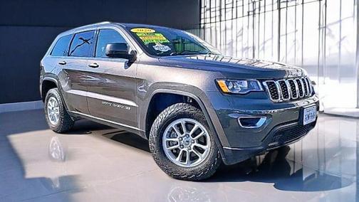 2020 Jeep Grand Cherokee Laredo