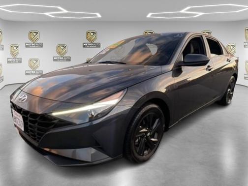 2021 Hyundai ELANTRA SEL