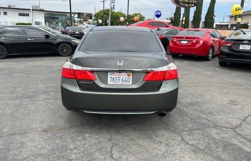 Photo 5 of 25 of 2015 Honda Accord LX