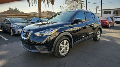 2019 Nissan Kicks S