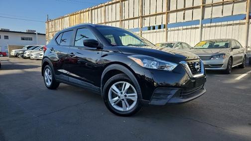 2019 Nissan Kicks S