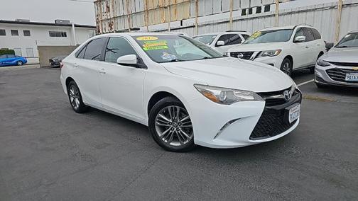 2015 Toyota Camry SE