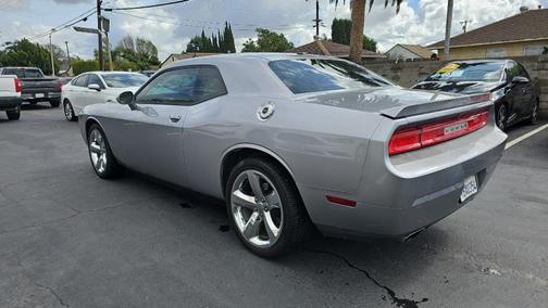 2013 Dodge Challenger SXT