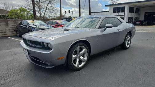 2013 Dodge Challenger SXT