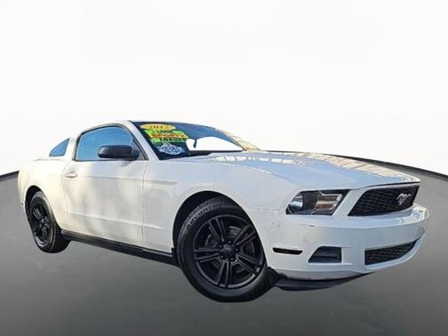 2012 Ford Mustang V6 Premium