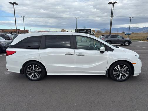 2024 Honda Odyssey 