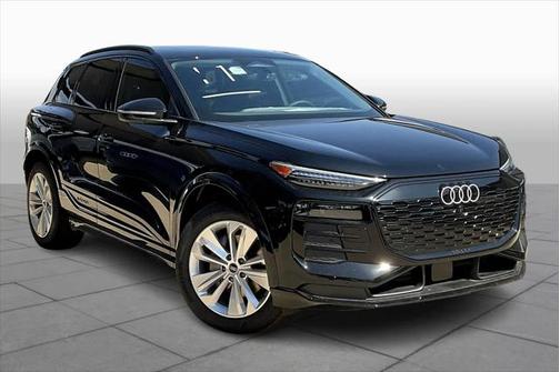 2025 Audi Q6 e-tron Premium Plus