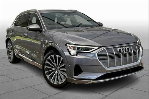 2019 Audi e-tron Premium Plus