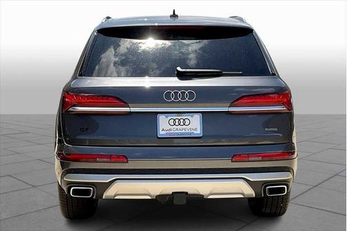 2025 Audi Q7 55 Premium Plus