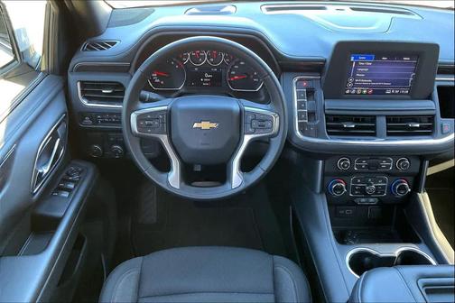 2024 Chevrolet Suburban LS