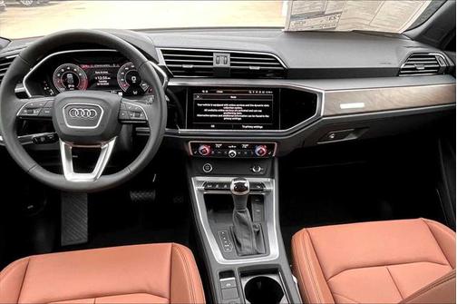 2025 Audi Q3 45 S line Premium Plus