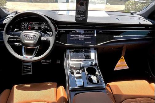 2025 Audi RS Q8 4.0T