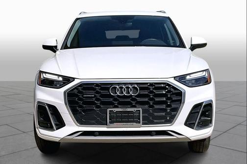 Arkona White 2024 Audi Q5 45 S line Premium