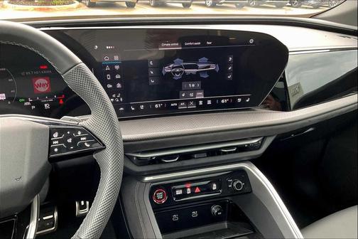 2025 Audi SQ5 3.0T Premium Plus