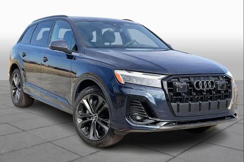 2025 Audi Q7 55 Premium Plus